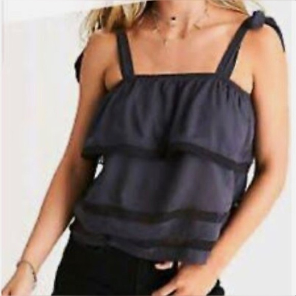 American Eagle Outfitters Tops - American Eagle Casual Tiered Shoulder Tie Cami Tank, size XL